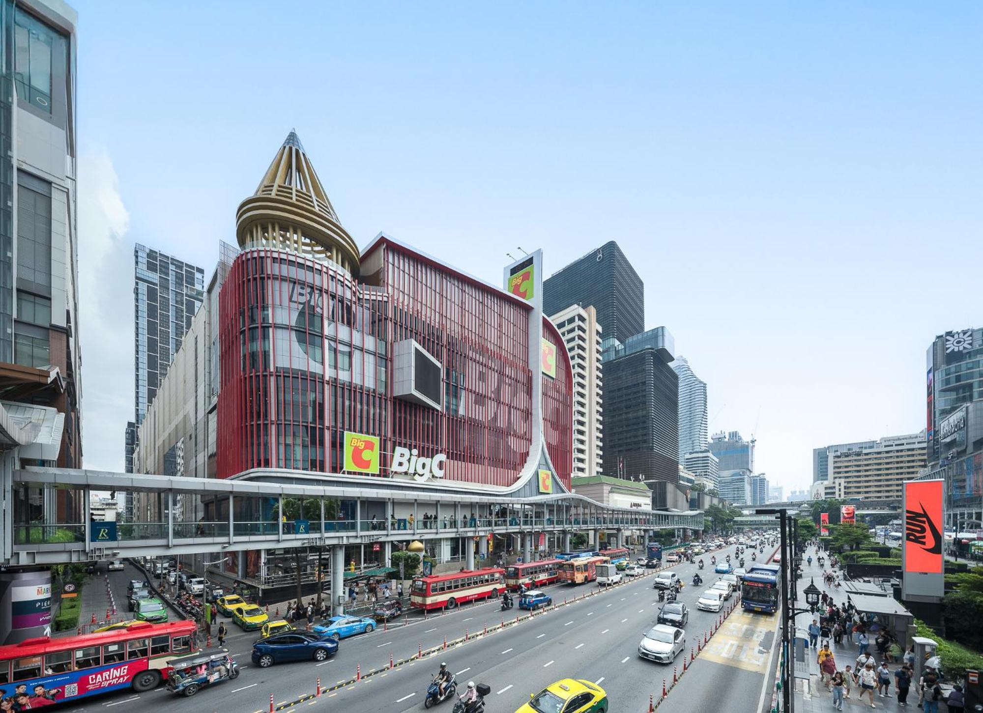 Platinum Deluxe Shopping Apartments Bangkok Exterior photo